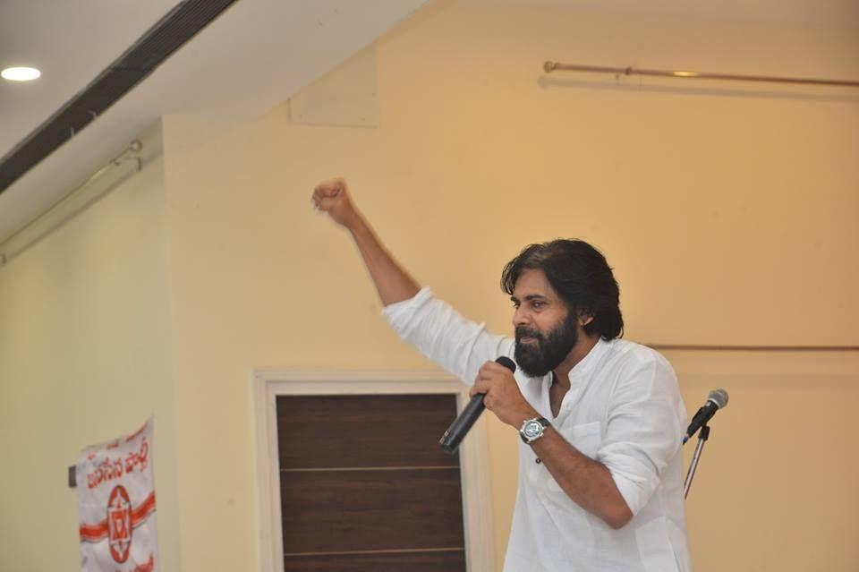 JanaSena Chief Pawan Kalyan Porata Yatra at Bhimavaram Photos