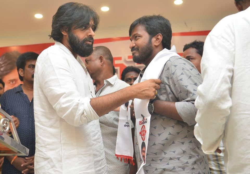 JanaSena Chief Pawan Kalyan Porata Yatra at Bhimavaram Photos