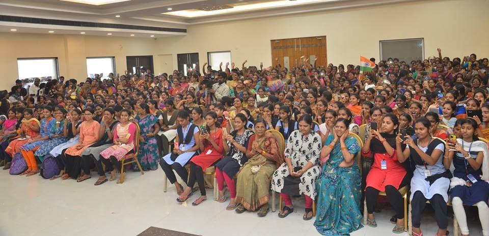 JanaSena Chief Pawan Kalyan Porata Yatra at Bhimavaram Photos