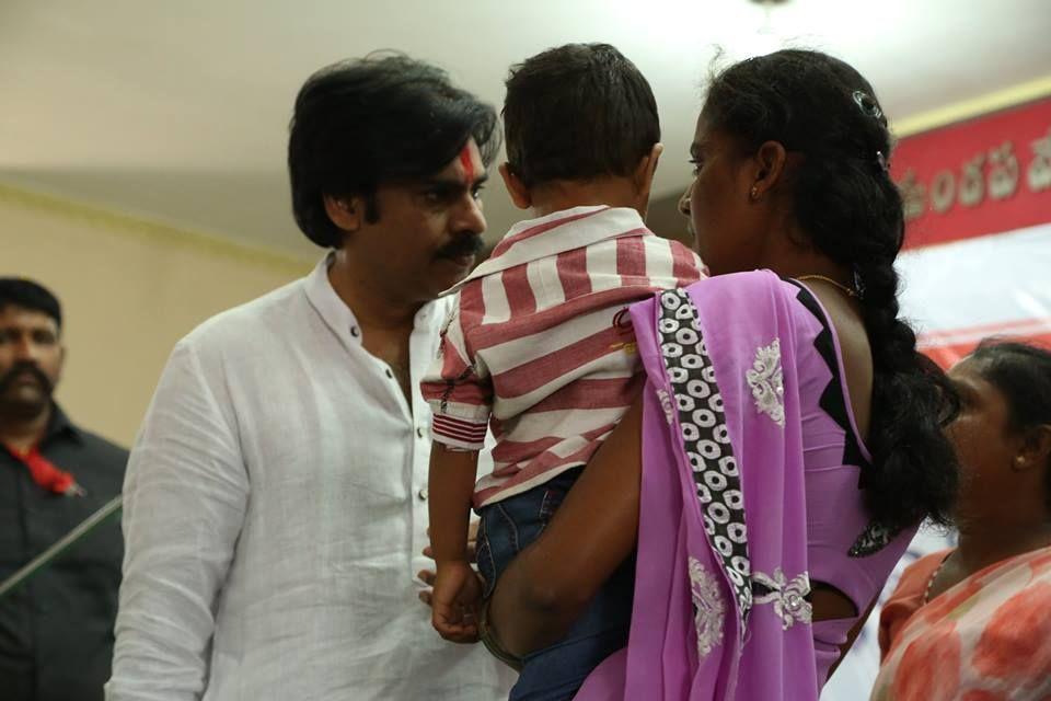 JanaSena Party Chief Pawan Kalyan at JanaSainiks Meeting - HINDUPUR