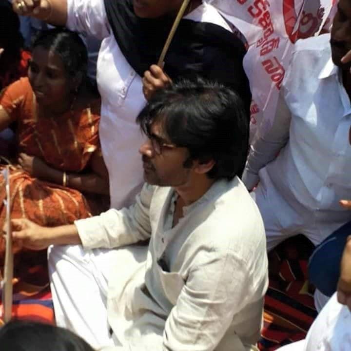 JanaSena chief Shri Pawan Kalyan's Protest over Kathua Photos