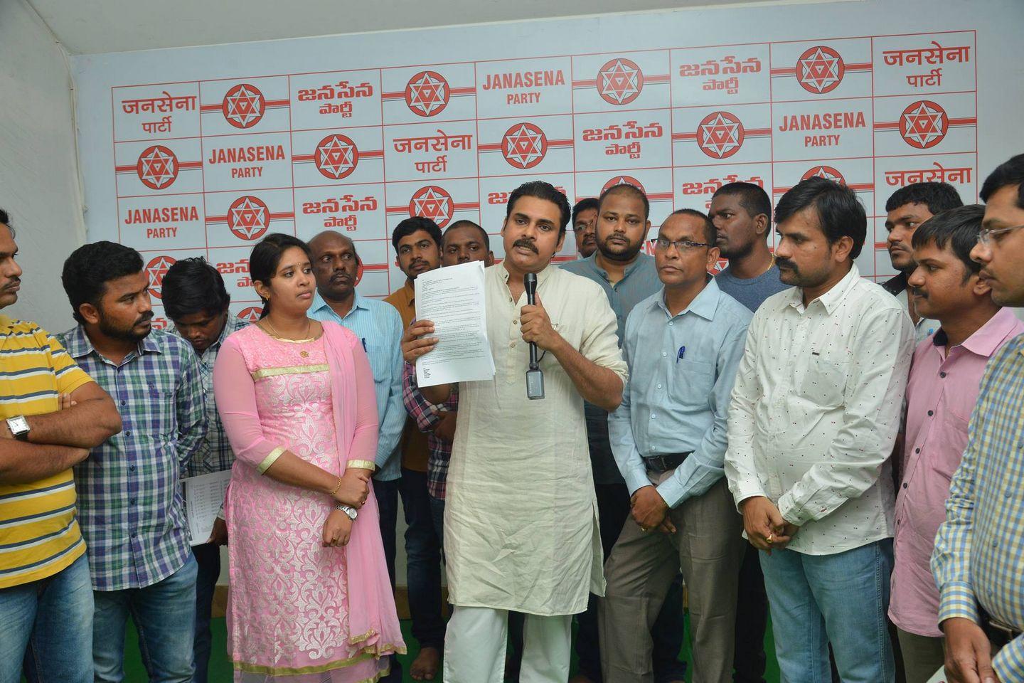 JanaSenaParty Opposing Dredging Corporation Of India Ltd Photos