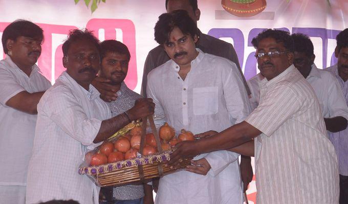 Janasena Chief Pawan Kalyan Celebrating Ugadi Festival With Farmers