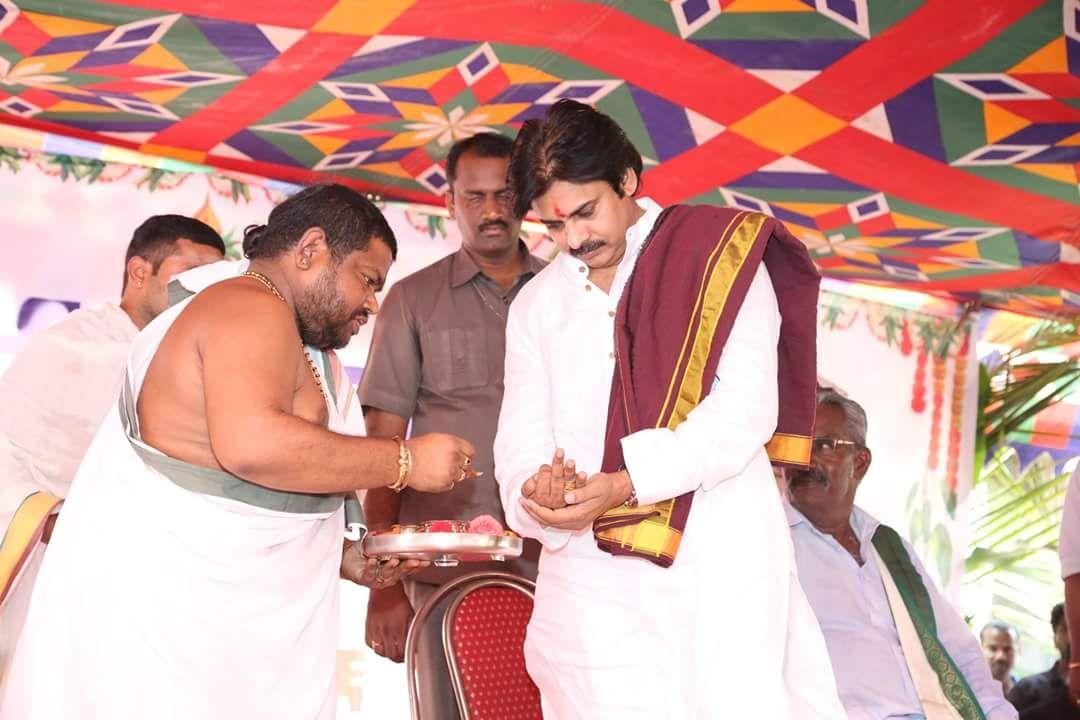 Janasena Chief Pawan Kalyan Celebrating Ugadi Festival With Farmers