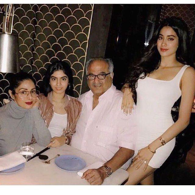 Janhvi Kapoor Rare & Unseen Latest Hot Photos 2017