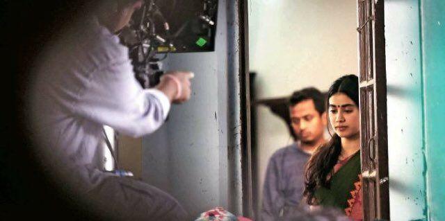 JanhviKapoor goes back to shoot for her debut film Dhadak