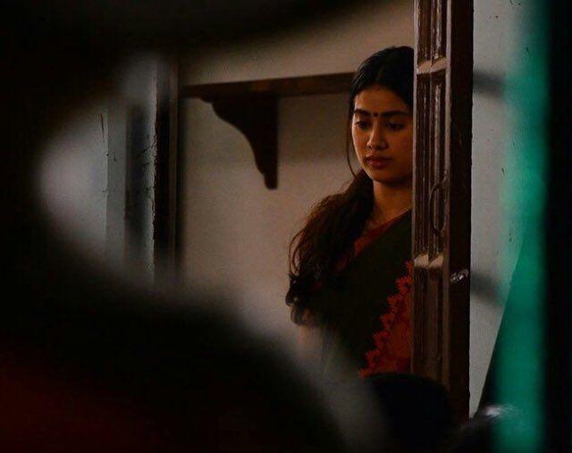 JanhviKapoor goes back to shoot for her debut film Dhadak