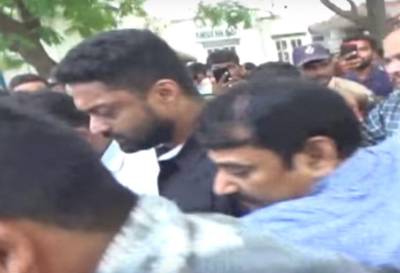 Jr NTR and Kalyan Ram Crying at Kamineni Hospital Photos