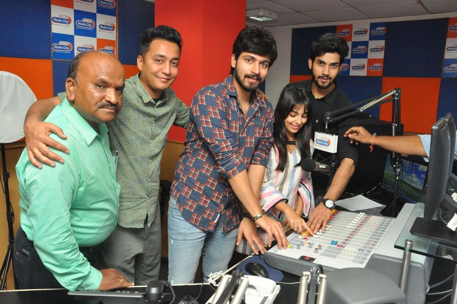 Kaadhali Movie 1st Song Launch at radio City 91