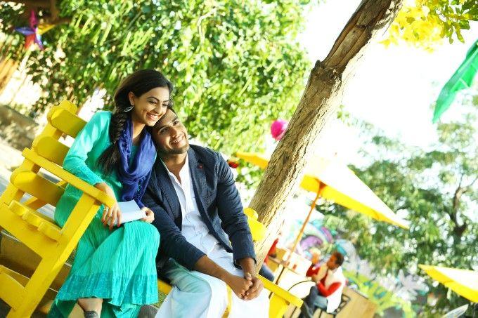 Kaadhali Movie Latest Stills & Posters