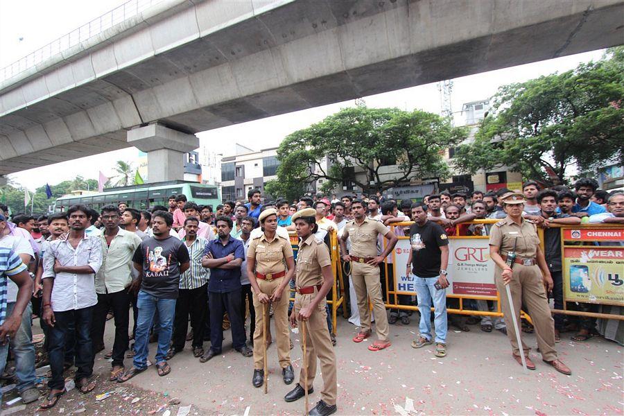 Kabali Fans Hungama At Theaters