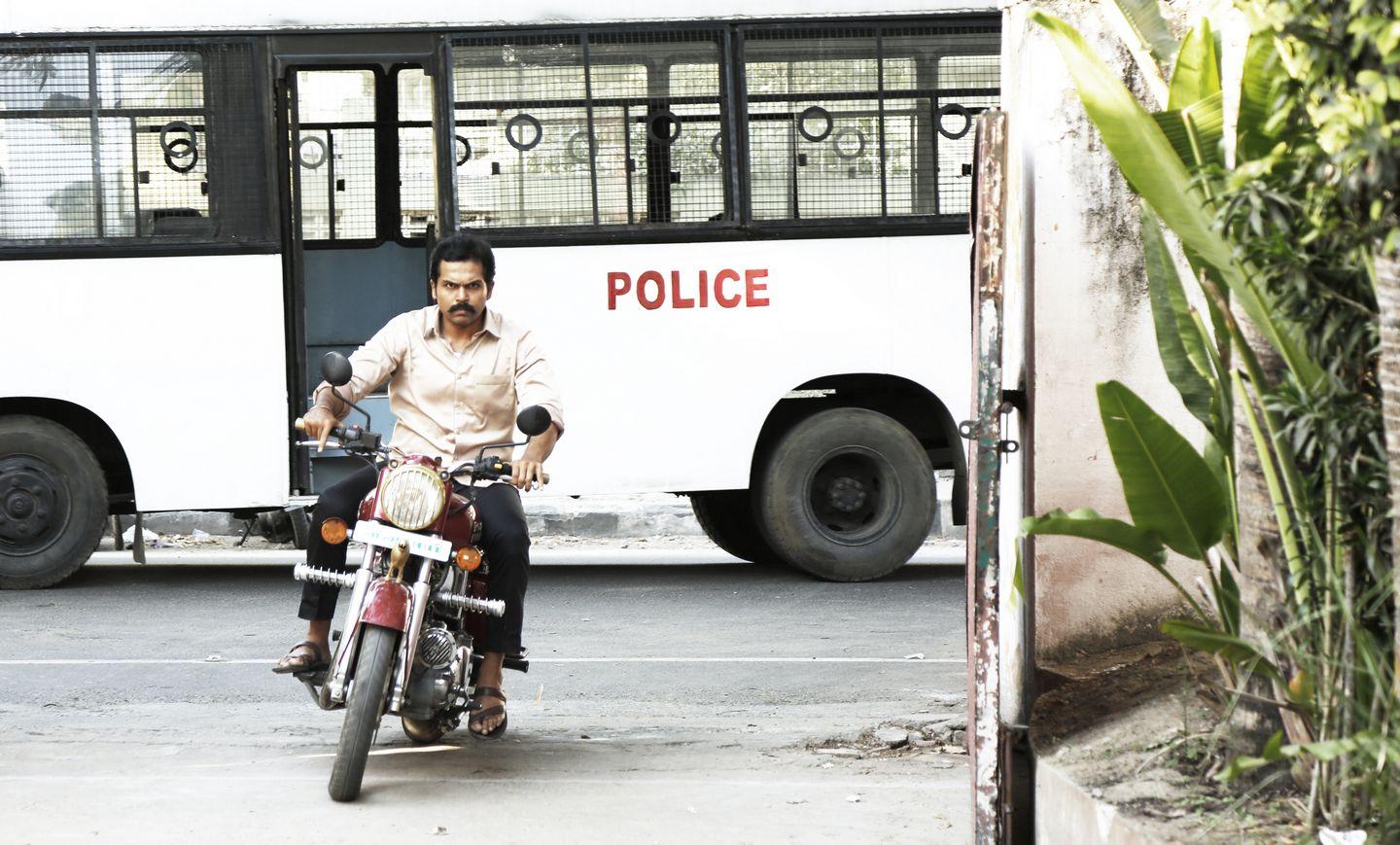 Kadaikutty Singam Movie Latest Stills & Posters