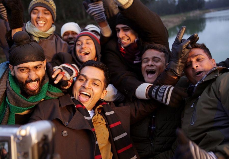 Karthi Cheliyaa Movie Latest Wallpapers & Stills