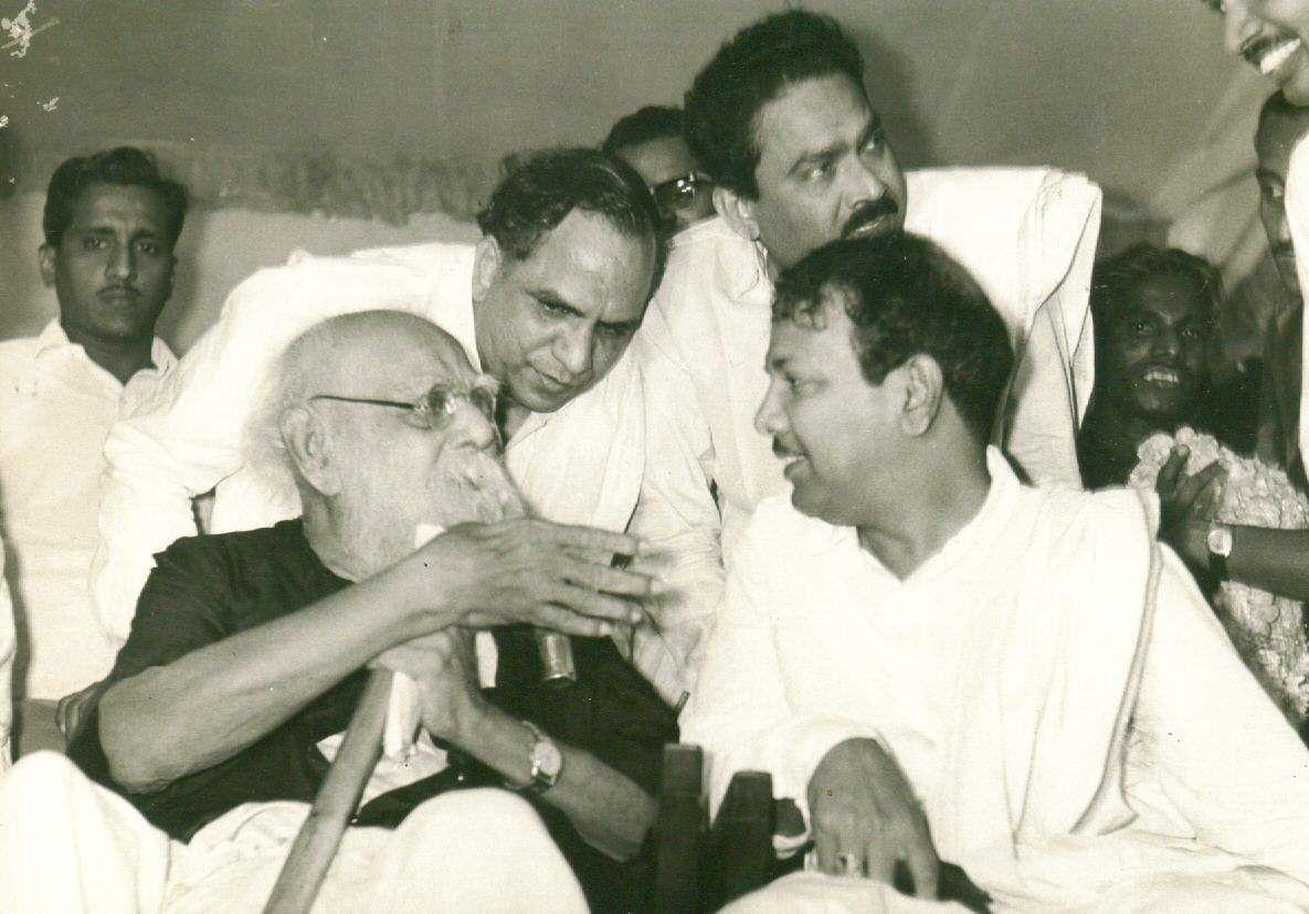 Karunanidhi: Kalaignar's Rare & Unseen Pictures