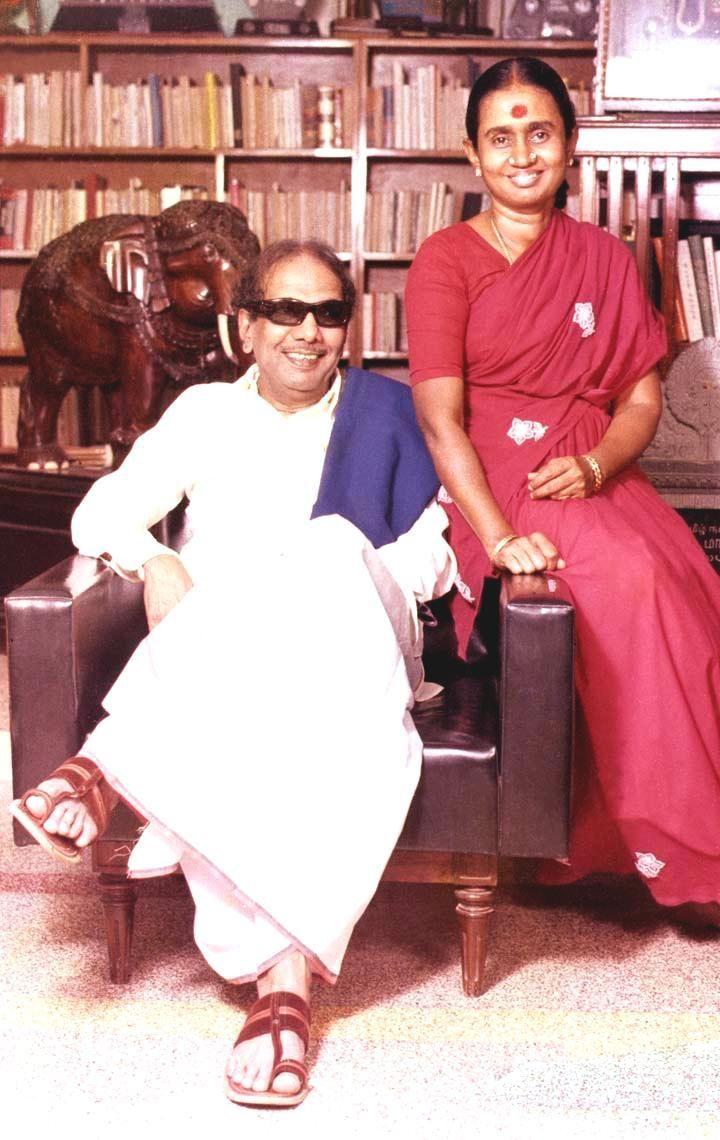 Karunanidhi: Kalaignar's Rare & Unseen Pictures