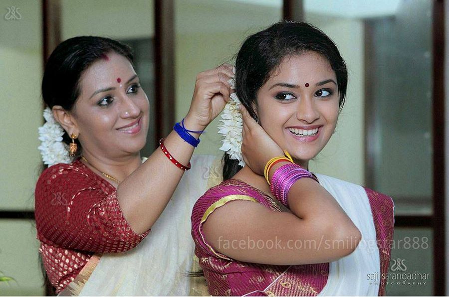 Keerthy Suresh NEVER SEEN Photo Collection
