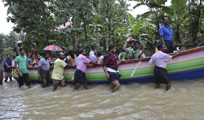 KerelaFloods: God's Own Country is shattered & these pictures will melt your heart