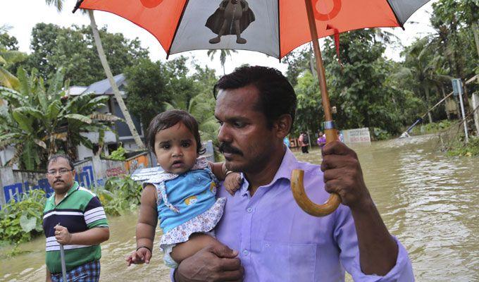 KerelaFloods: God's Own Country is shattered & these pictures will melt your heart