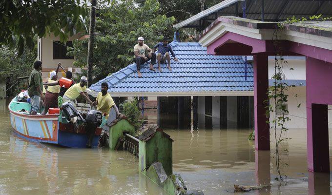 KerelaFloods: God's Own Country is shattered & these pictures will melt your heart