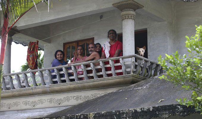 KerelaFloods: God's Own Country is shattered & these pictures will melt your heart