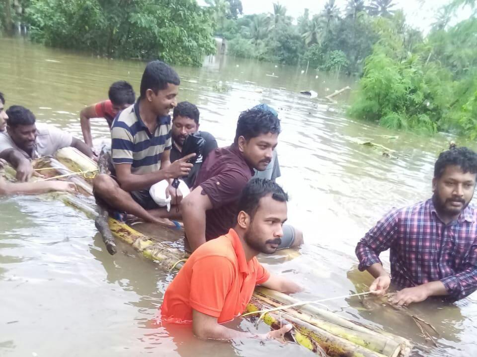 KerelaFloods: God's Own Country is shattered & these pictures will melt your heart