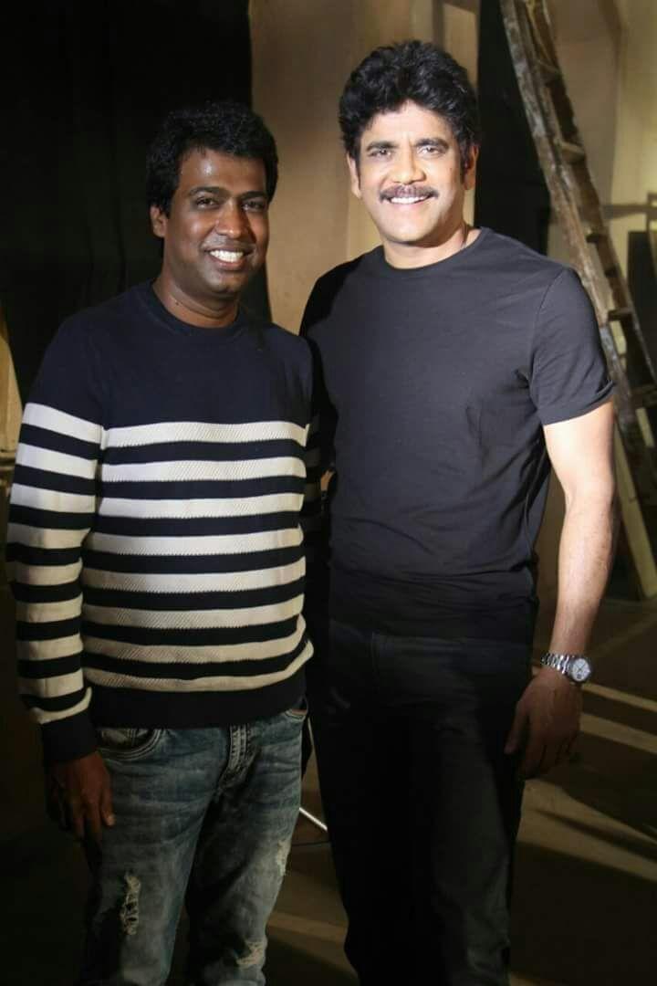 King Nagarjuna From Officer Movie Set Locations Photos