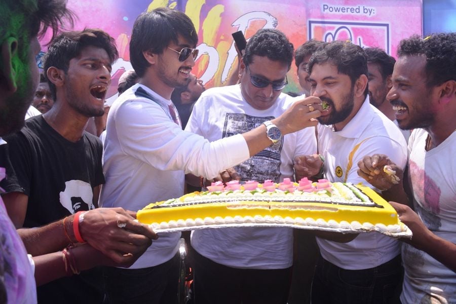 Kittu Unnadu Jagratha team holi Celebrations Vijayawada