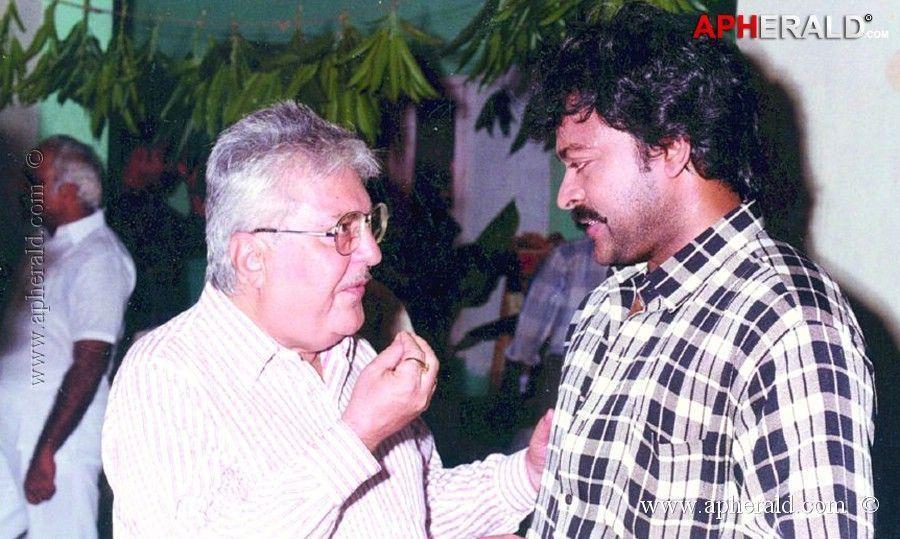 Birthday Special: Konidela Megastar Chiranjeevi Personal Photos