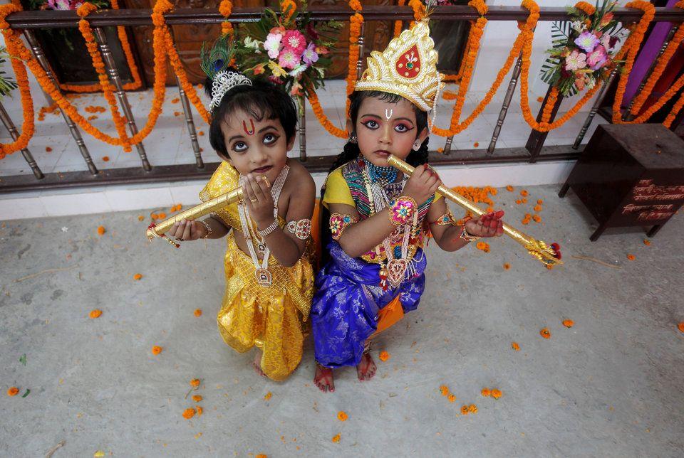 Krishna Janmashtami 2018: Lord Krishna's Birth Celebrations Across India