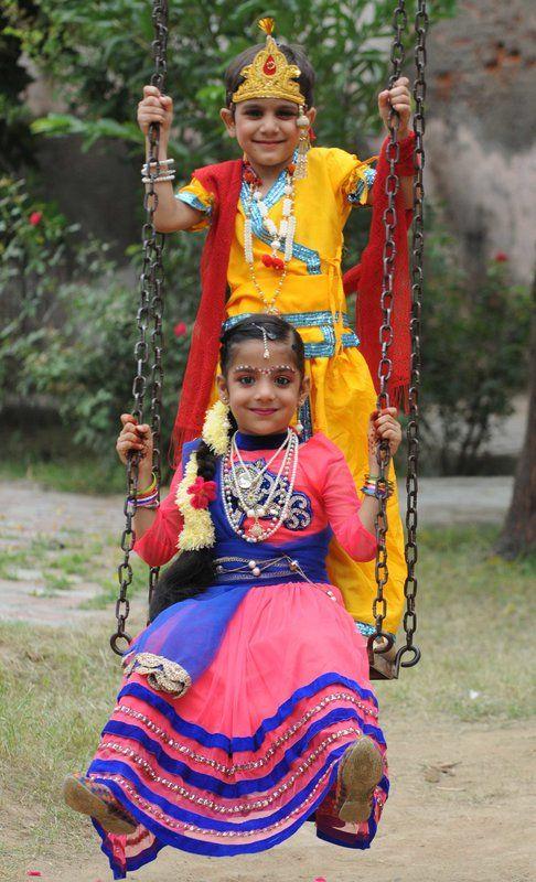 Krishna Janmashtami 2018: Lord Krishna's Birth Celebrations Across India