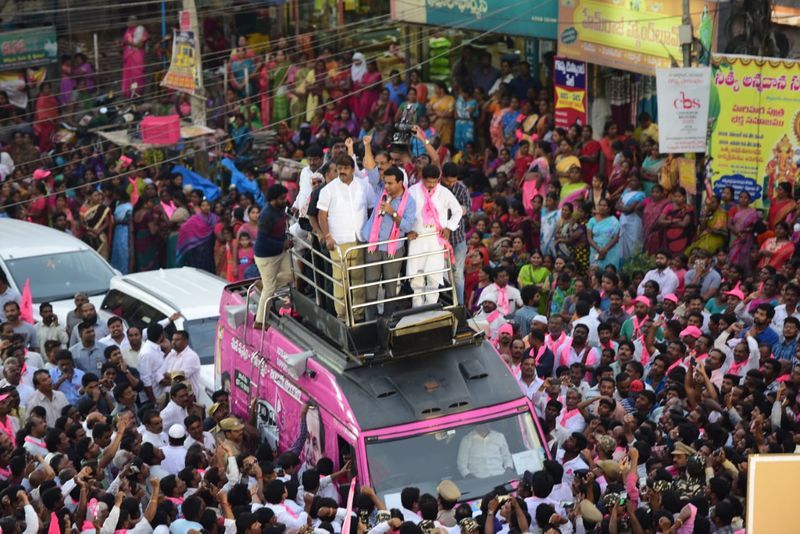 Kukatpally KTR Road Show Photos