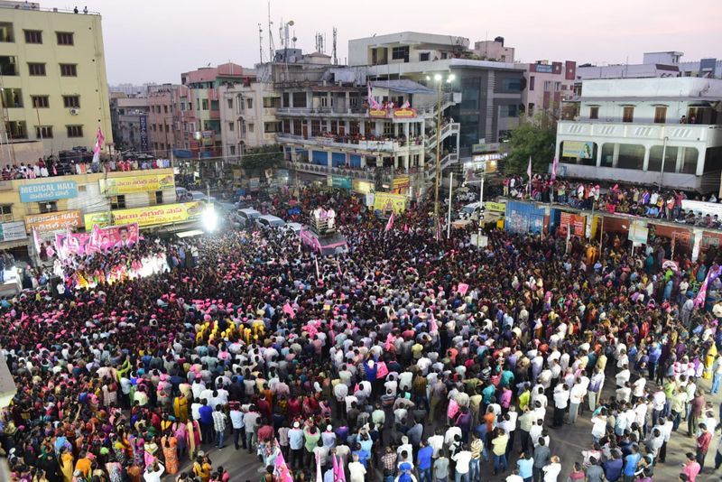 Kukatpally KTR Road Show Photos