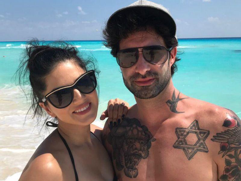 ACTRESS SUNNY LEONE’S RARE & UNSEEN PICTURES