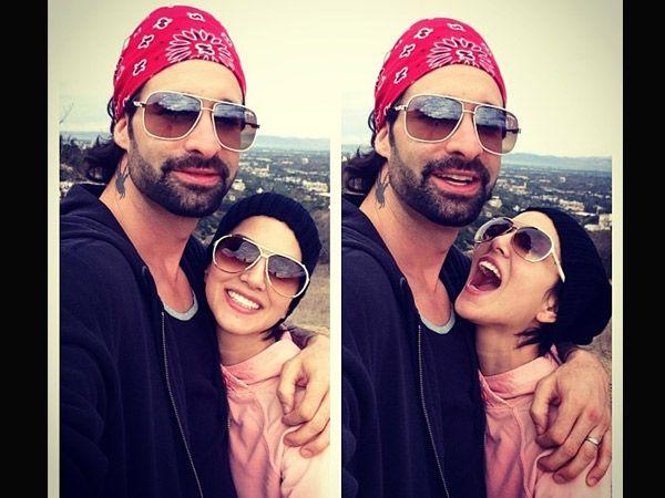 ACTRESS SUNNY LEONE’S RARE & UNSEEN PICTURES