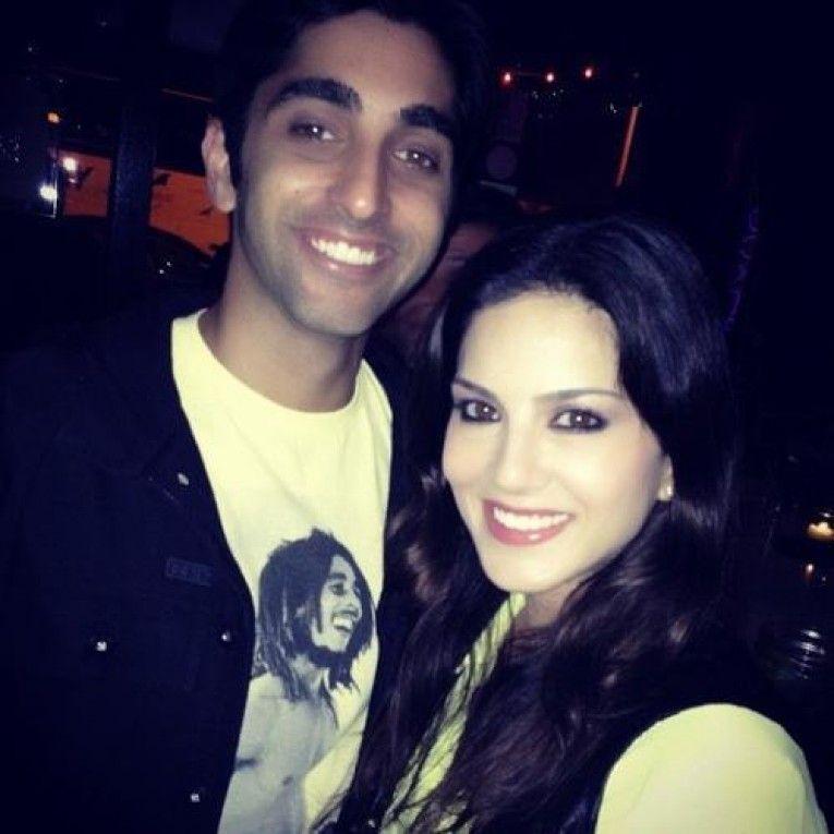 ACTRESS SUNNY LEONE’S RARE & UNSEEN PICTURES