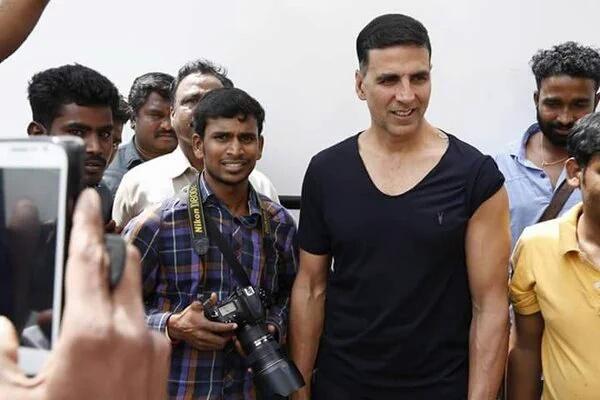 LEAKED: Rajinikanth Robot 2Point0 Latest Working Stills & Posters