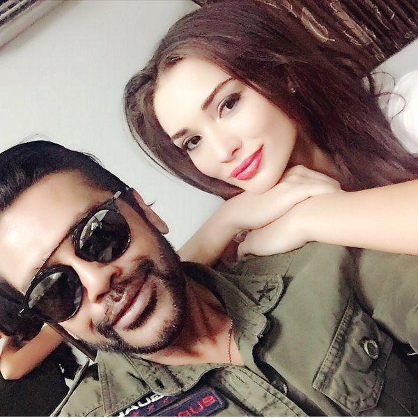 LEAKED: Rajinikanth Robot 2Point0 Latest Working Stills & Posters