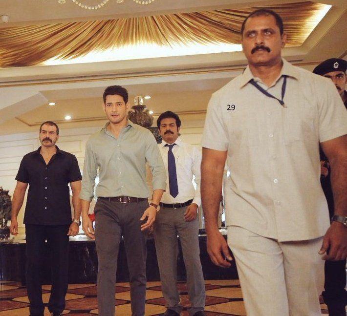 LEAKED: Superstar Mahesh from the sets of Bharath Ane Nenu Movie