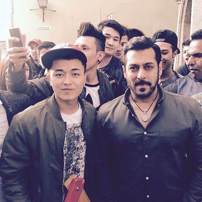 LEAKED: Tiger Zinda Hai Movie Working Stills & Posters