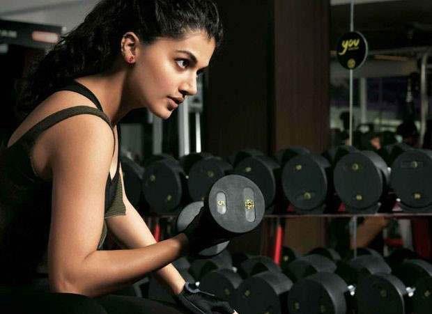 LEAKED: Unseen Photos Of Actresses Working Out In Gym
