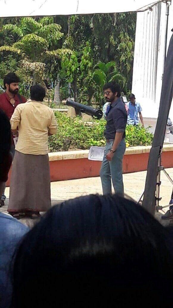 LEAKED PHOTOS: Ravi Teja's Next cop Film Touch Chesi Chudu Movie