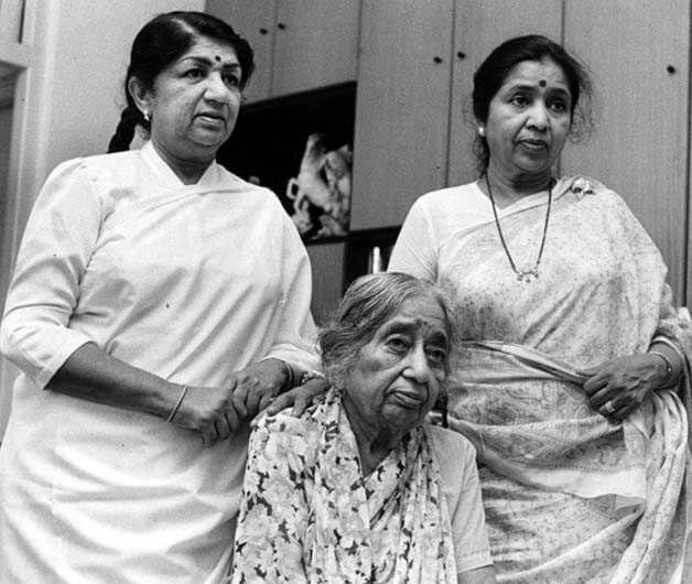 Lata Mangeshkar Rare Pictures