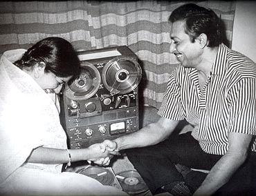 Lata Mangeshkar Rare Pictures