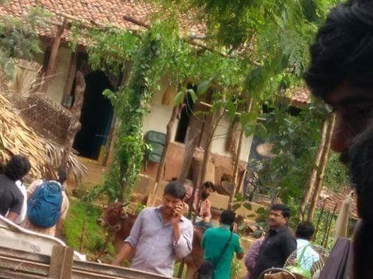 Latest LEAKED Rangasthalam 1985 Movie Working Stills