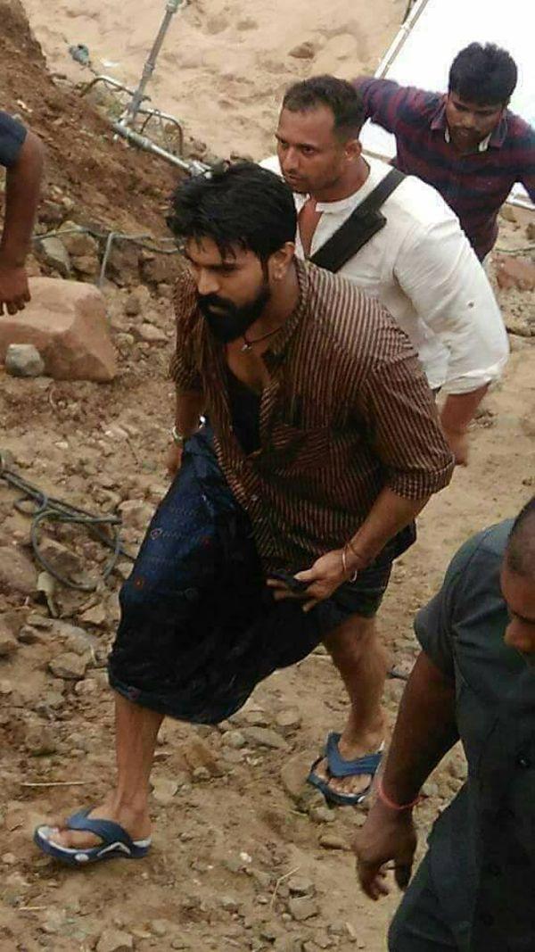 Latest LEAKED Rangasthalam 1985 Movie Working Stills