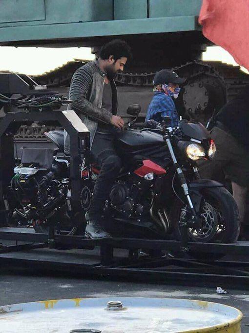 Latest LEAKED Stills from Saaho Shooting Spot