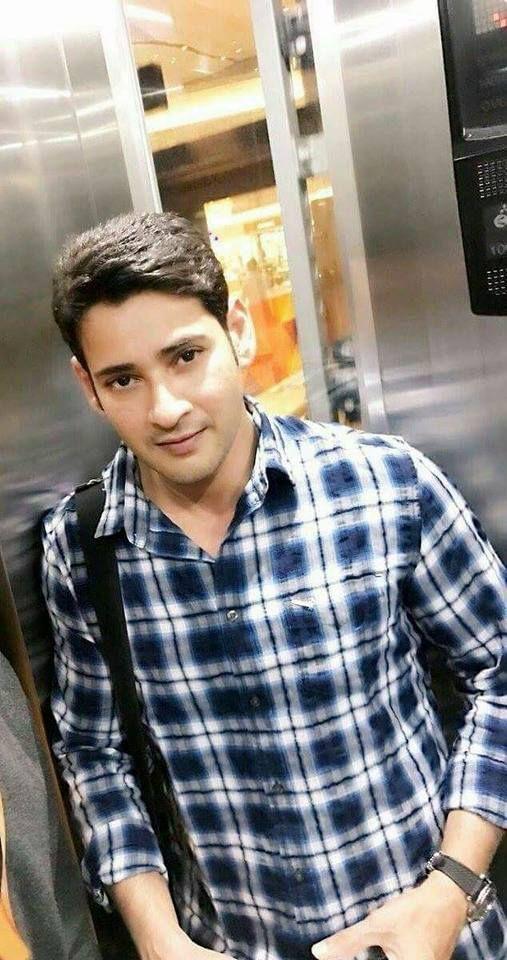 Latest Pics: Superstar Mahesh Babu & Siva Koratala at Bangkok airport