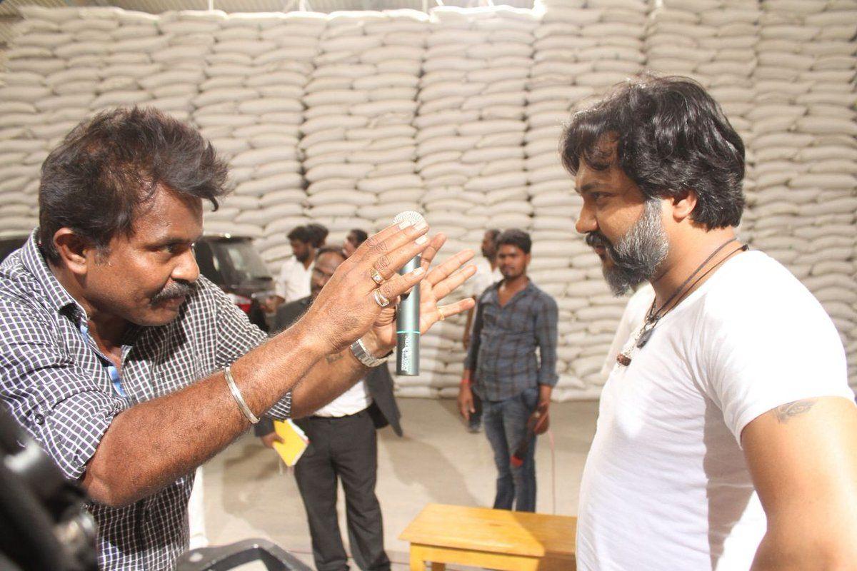 Latest Posters & Stills of Saamy Square