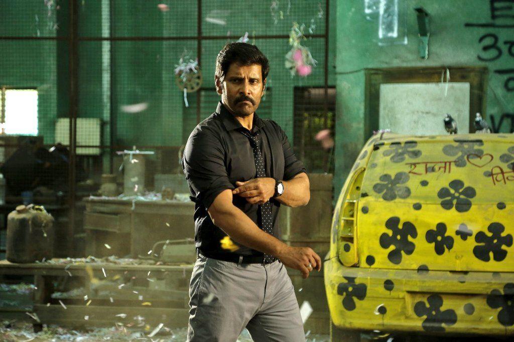 Latest Posters & Stills of Saamy Square