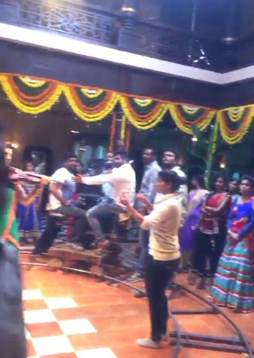 Latest Snaps Leaked From the Sets of Raja The Great Movie